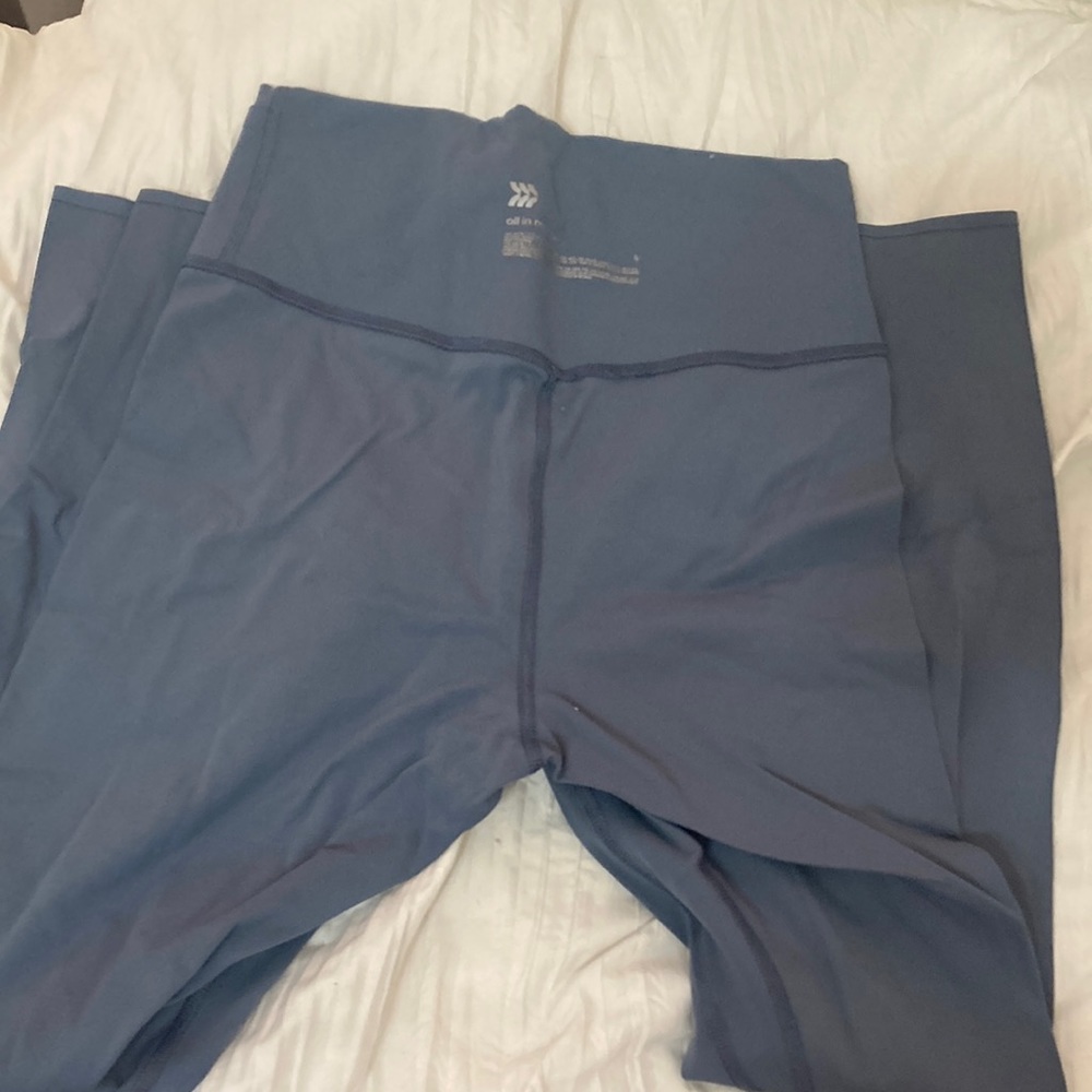 Teal blue target leggings